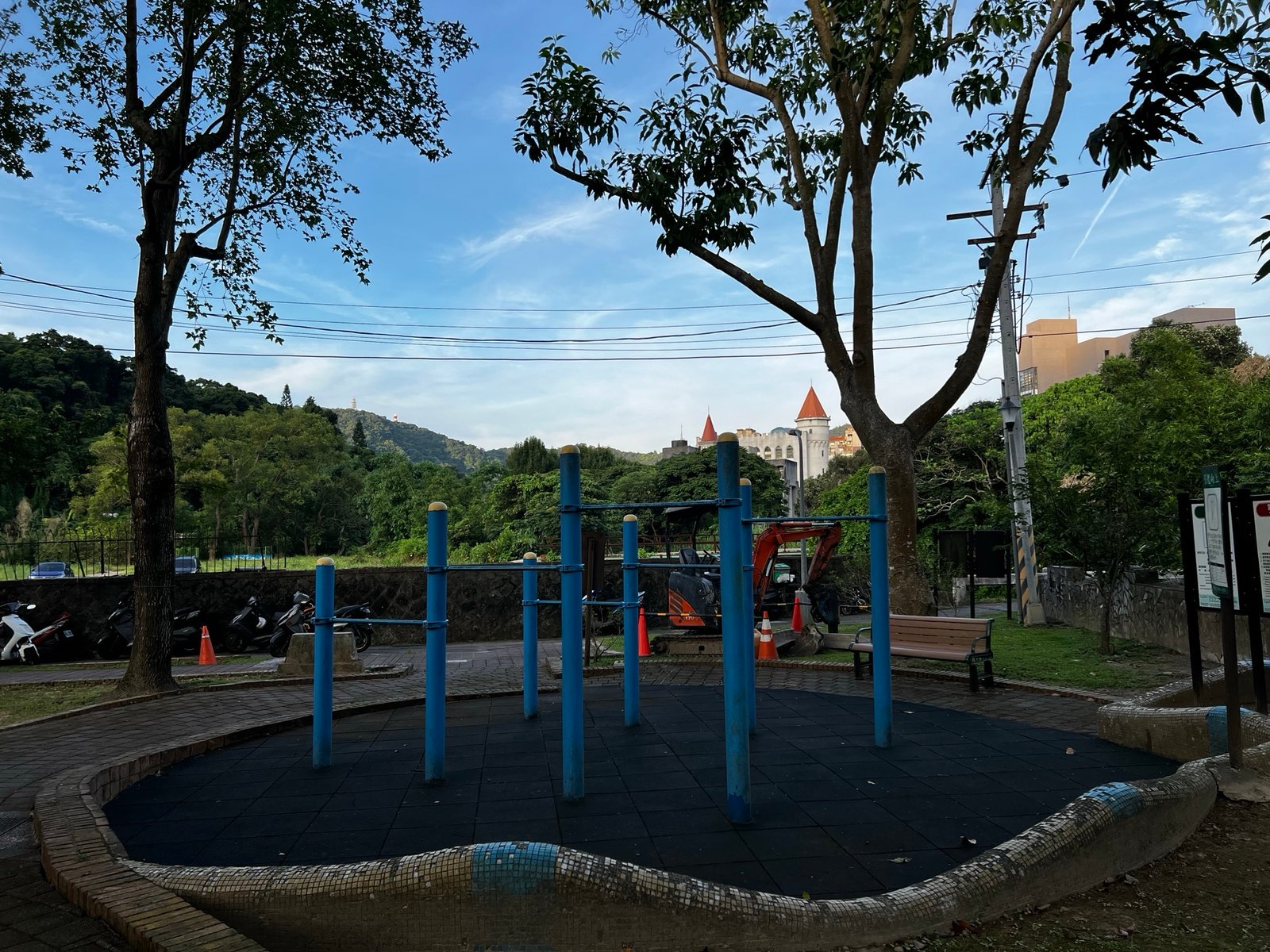 Weili Park