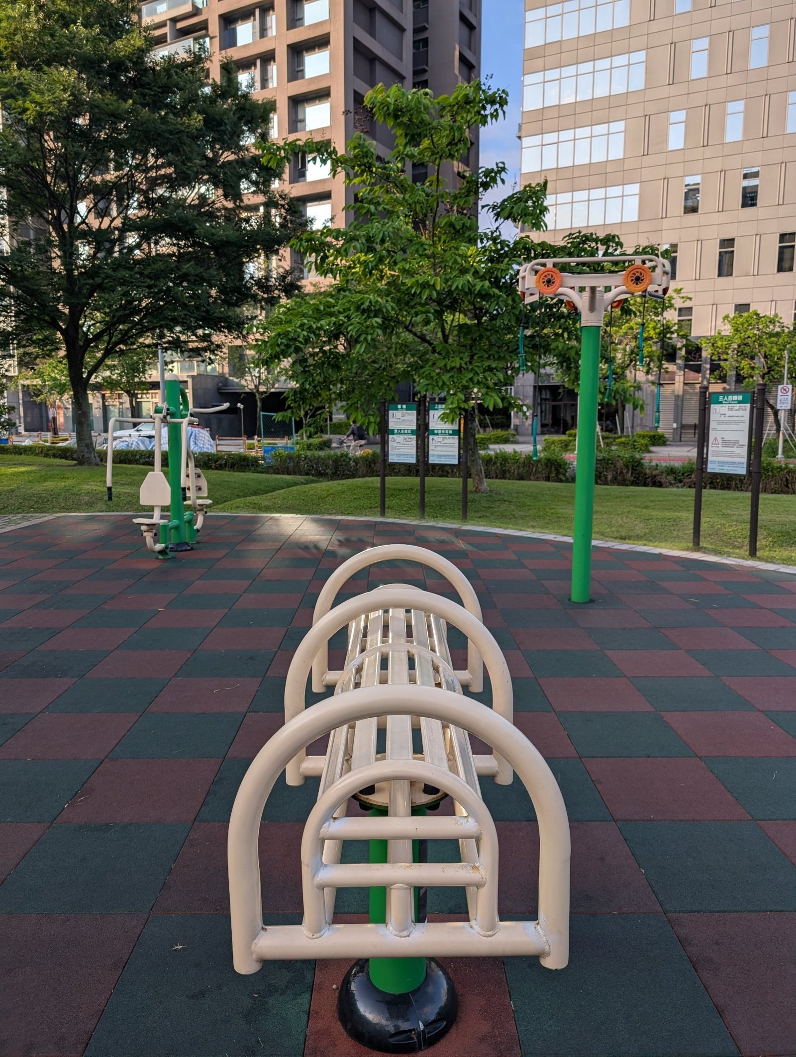 明美公園