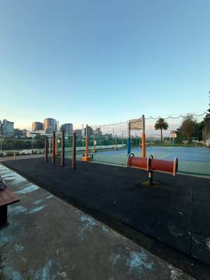 成美左岸河濱公園