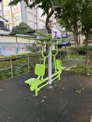 雙人坐拉機 - 仁德公園