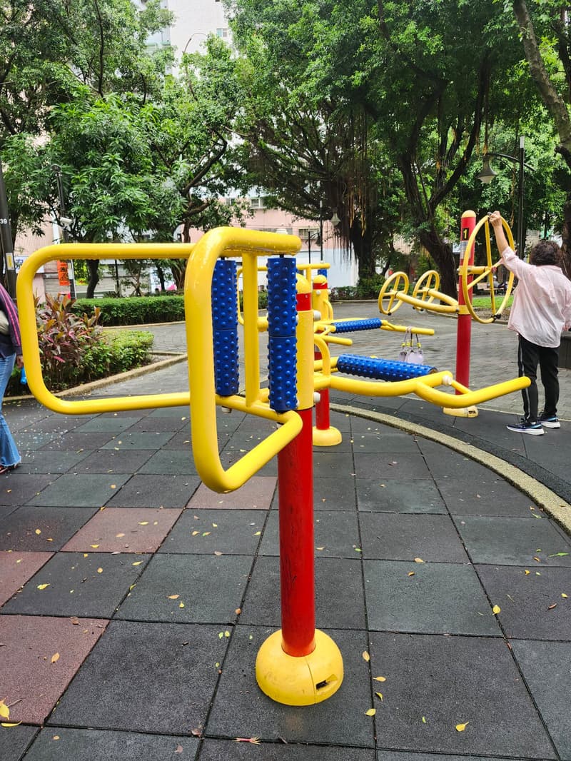 西盛公園