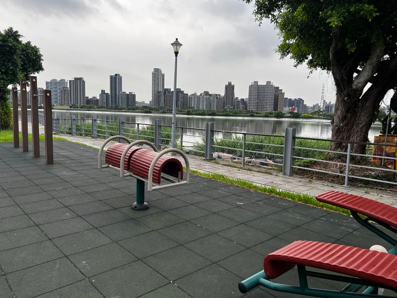 Fu'an Riverside Park